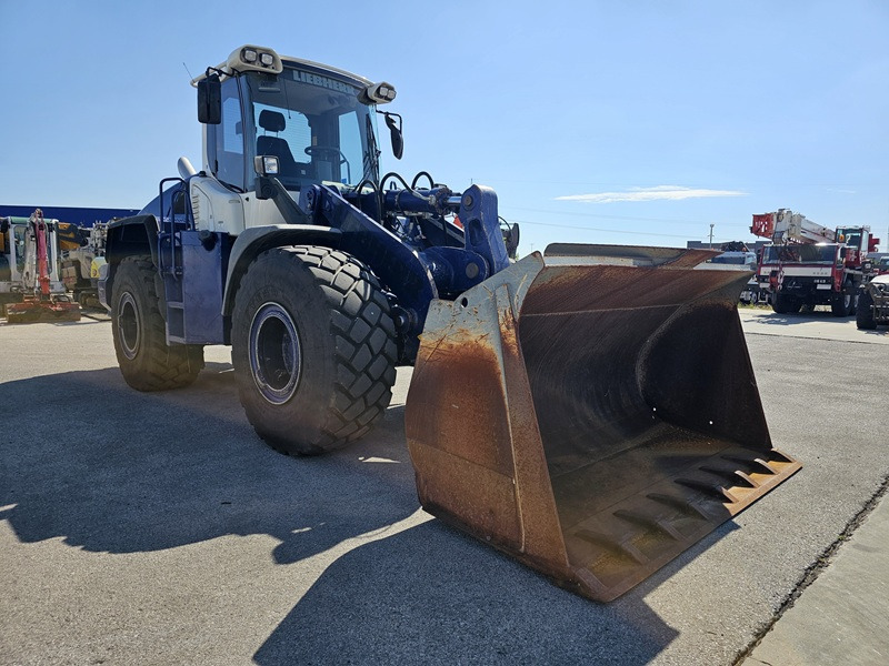 LIEBHERR L556 - Колісний навантажувач: фото 5 LIEBHERR L556 - Колісний навантажувач: фото 5