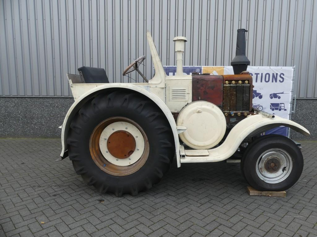 Lanz-Bulldog / Pampa D8506 - Трактор: фото 3 Lanz-Bulldog / Pampa D8506 - Трактор: фото 3
