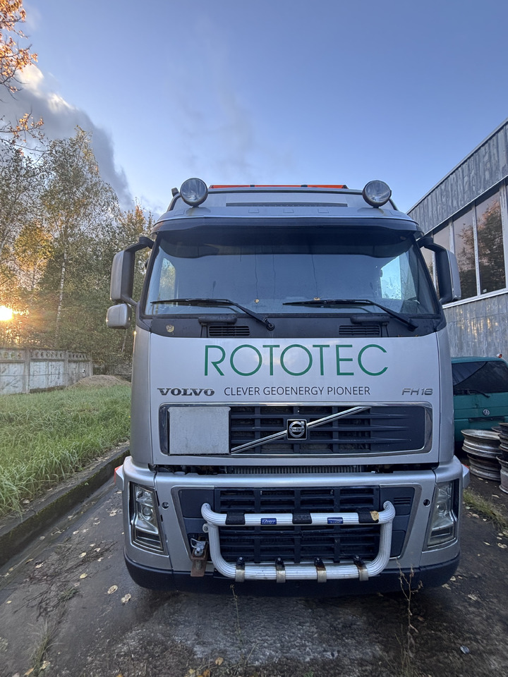 VOLVO FH16 - 580 - Гаковий мультиліфт вантажівка: фото 1 VOLVO FH16 - 580 - Гаковий мультиліфт вантажівка: фото 1