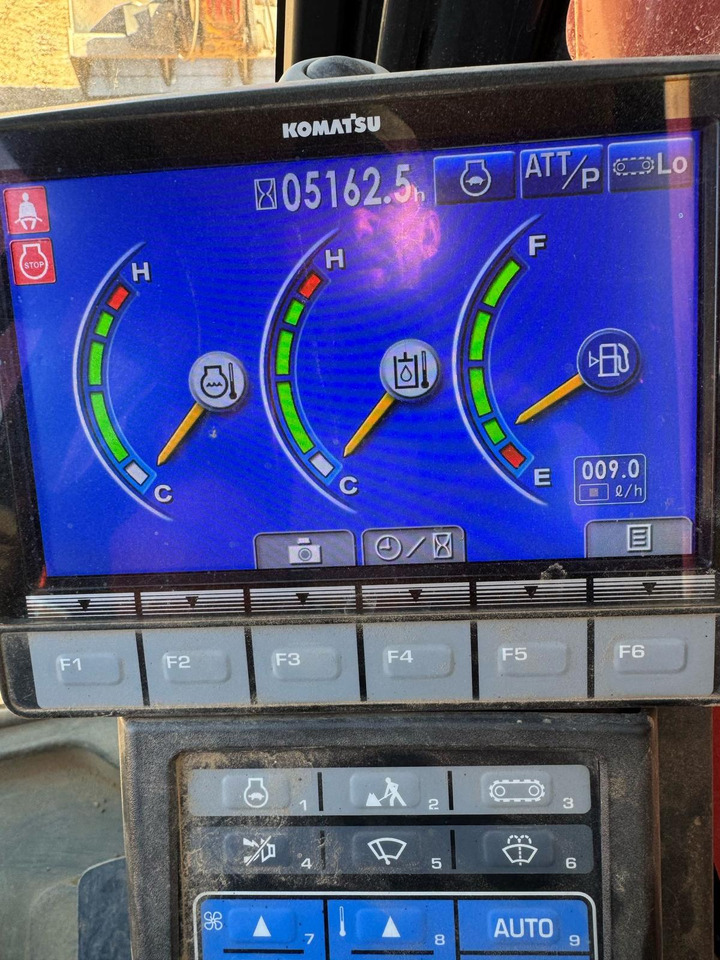 Гусеничний екскаватор KOMATSU PC 228 USCL-10: фото 19 Гусеничний екскаватор KOMATSU PC 228 USCL-10: фото 19