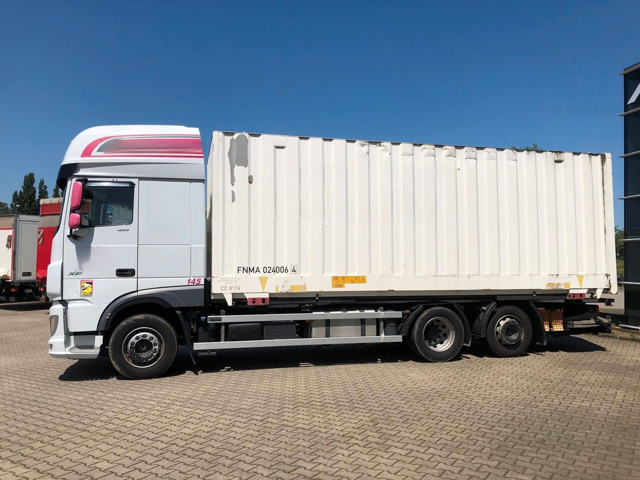 DAF XF450 SSC Lenk/Lift*LBW*AHK*Standklima - Контейнеровоз/ Змінний кузов вантажівка: фото 2 DAF XF450 SSC Lenk/Lift*LBW*AHK*Standklima - Контейнеровоз/ Змінний кузов вантажівка: фото 2
