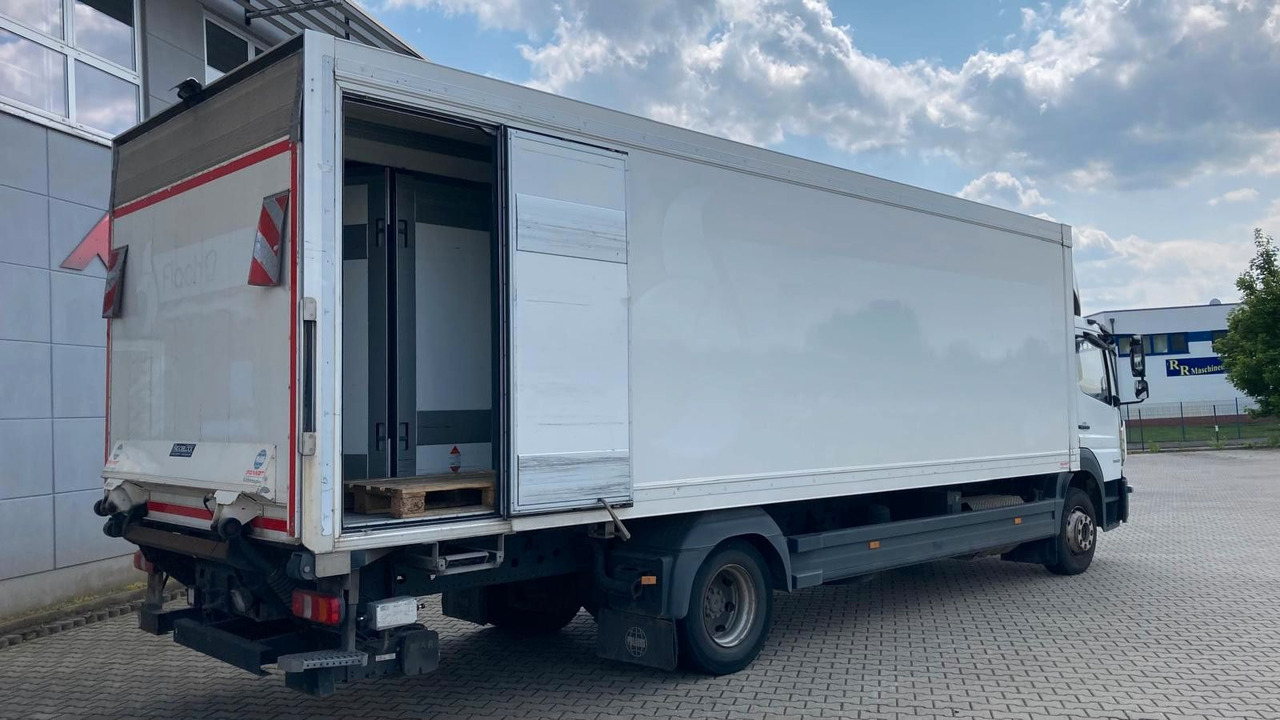Mercedes-Benz Atego 1530 Frigoblock*3 Verdampfer+Trennwände - Рефрижератор вантажівка: фото 3 Mercedes-Benz Atego 1530 Frigoblock*3 Verdampfer+Trennwände - Рефрижератор вантажівка: фото 3