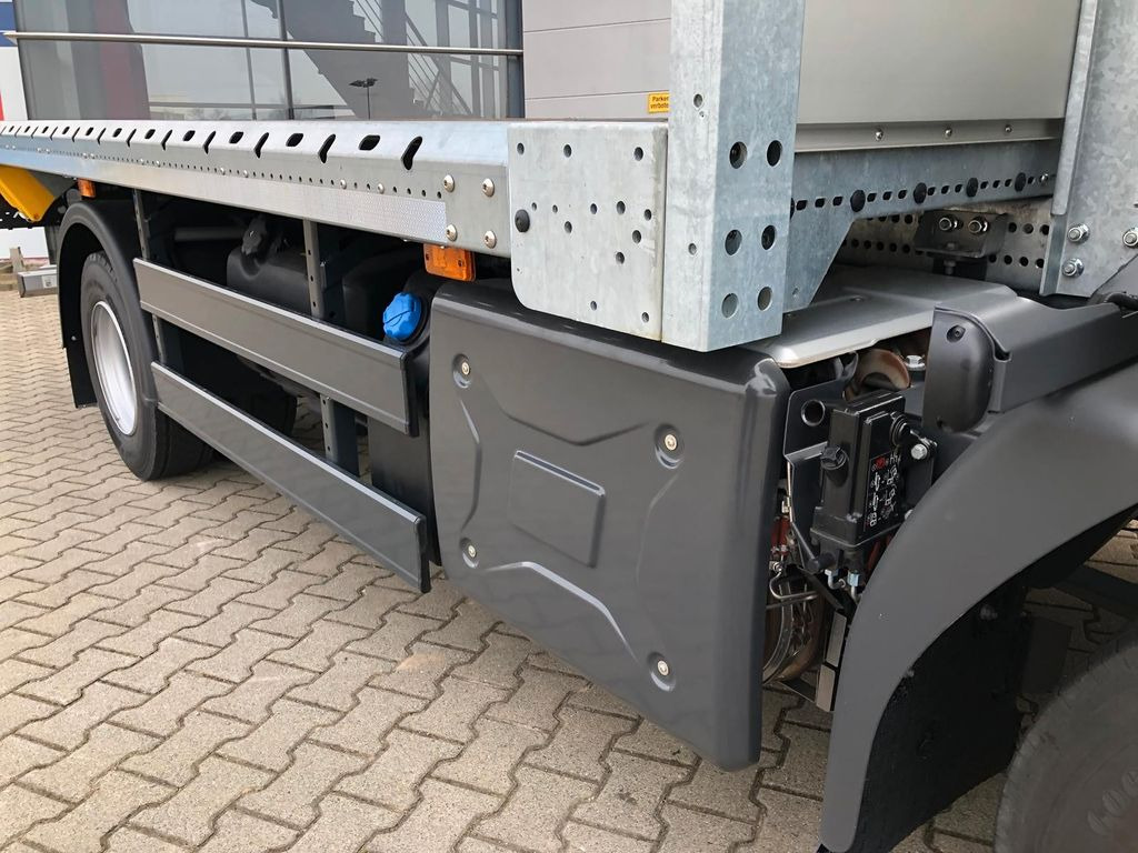 Renault D 10.210 Klima*PTO*Motor Bremse*Blatt Federung Renault D10.210 Klima*2PTO*Motor Bremse*Blatt*Auch Miete - Бортова вантажівка/ Платформа: фото 5 Renault D 10.210 Klima*PTO*Motor Bremse*Blatt Federung Renault D10.210 Klima*2PTO*Motor Bremse*Blatt*Auch Miete - Бортова вантажівка/ Платформа: фото 5