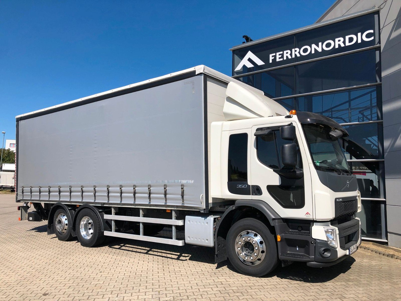 Volvo FE 350 6x2 Lenkachse*ALU*LBW*EDSCHA - Тентована вантажівка: фото 1 Volvo FE 350 6x2 Lenkachse*ALU*LBW*EDSCHA - Тентована вантажівка: фото 1