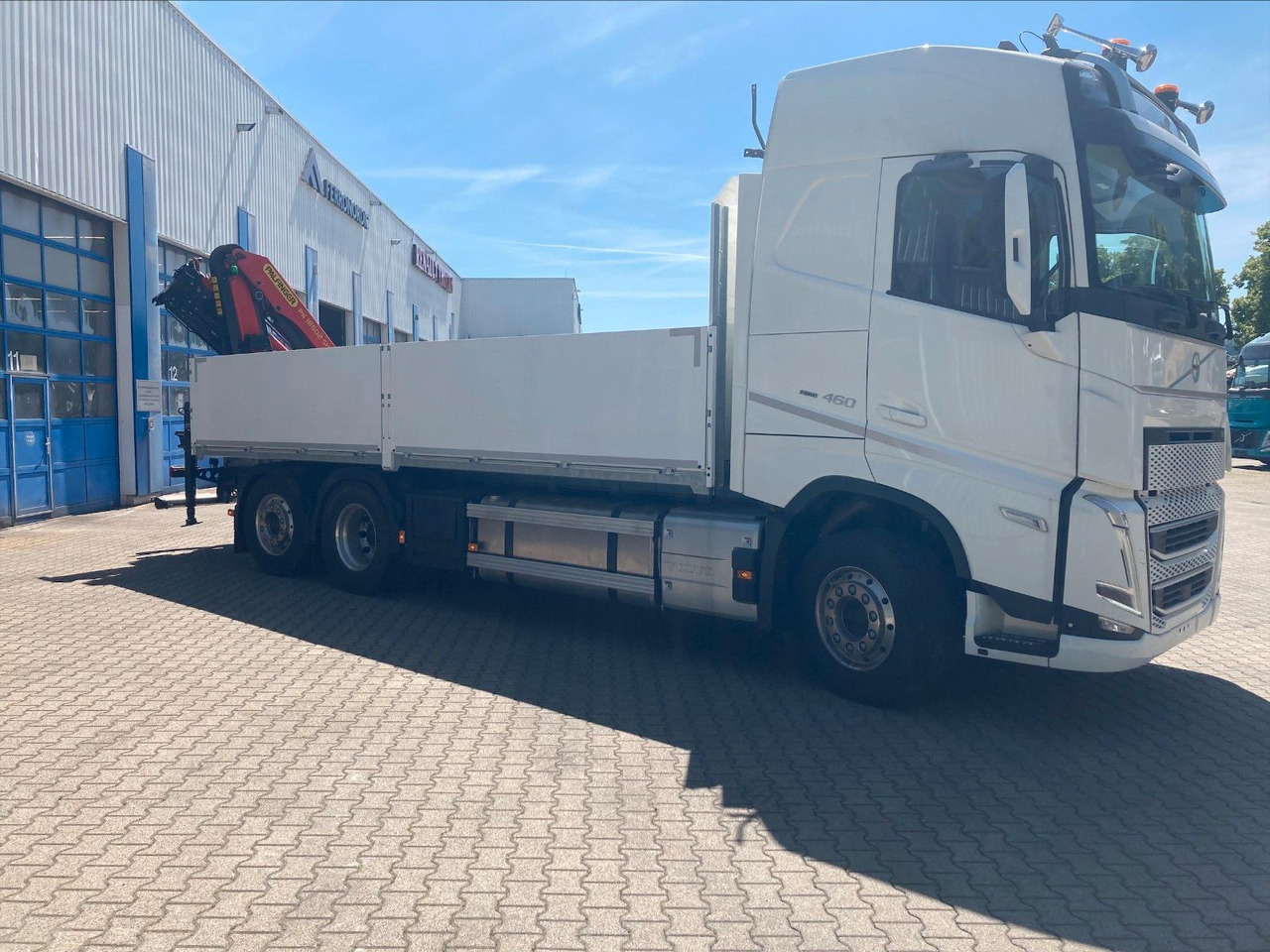 Volvo FH 6x2 R NLA Luftfederung - Бортова вантажівка/ Платформа, Вантажівка з маніпулятором: фото 1 Volvo FH 6x2 R NLA Luftfederung - Бортова вантажівка/ Платформа, Вантажівка з маніпулятором: фото 1