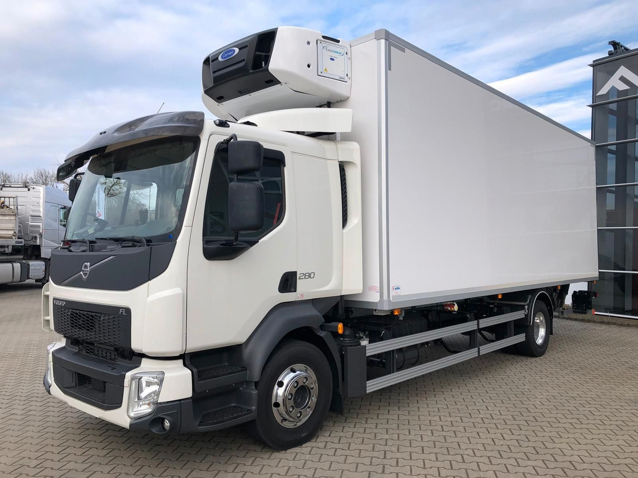 Volvo FL16.280 VollLuft*LBW *Carrier Supra850*a.Miete - Рефрижератор вантажівка: фото 2 Volvo FL16.280 VollLuft*LBW *Carrier Supra850*a.Miete - Рефрижератор вантажівка: фото 2