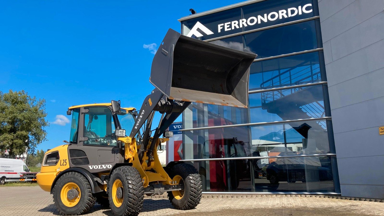 Volvo JL25H Electric *Auch Miete Volvo L25 Electric *Auch Miete*Neuzustand+22+14 kW - Колісний навантажувач: фото 2 Volvo JL25H Electric *Auch Miete Volvo L25 Electric *Auch Miete*Neuzustand+22+14 kW - Колісний навантажувач: фото 2