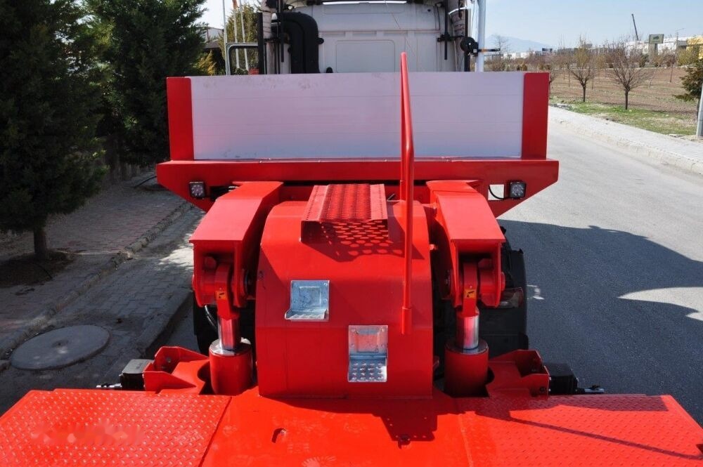 Özgül 6 AXLE LOWBED SEMI TRAILER - Низькорамна платформа напівпричіп: фото 3 Özgül 6 AXLE LOWBED SEMI TRAILER - Низькорамна платформа напівпричіп: фото 3