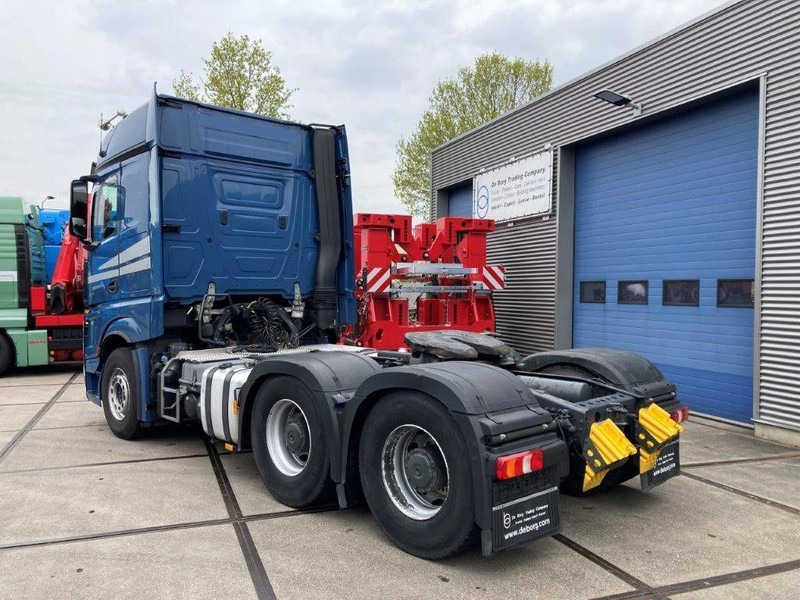 Mercedes-Benz Actros 2863 LS 6x4 - Тягач: фото 5 Mercedes-Benz Actros 2863 LS 6x4 - Тягач: фото 5