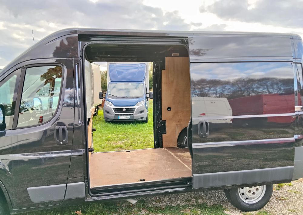 Суцільнометалевий фургон Fiat Ducato: фото 12