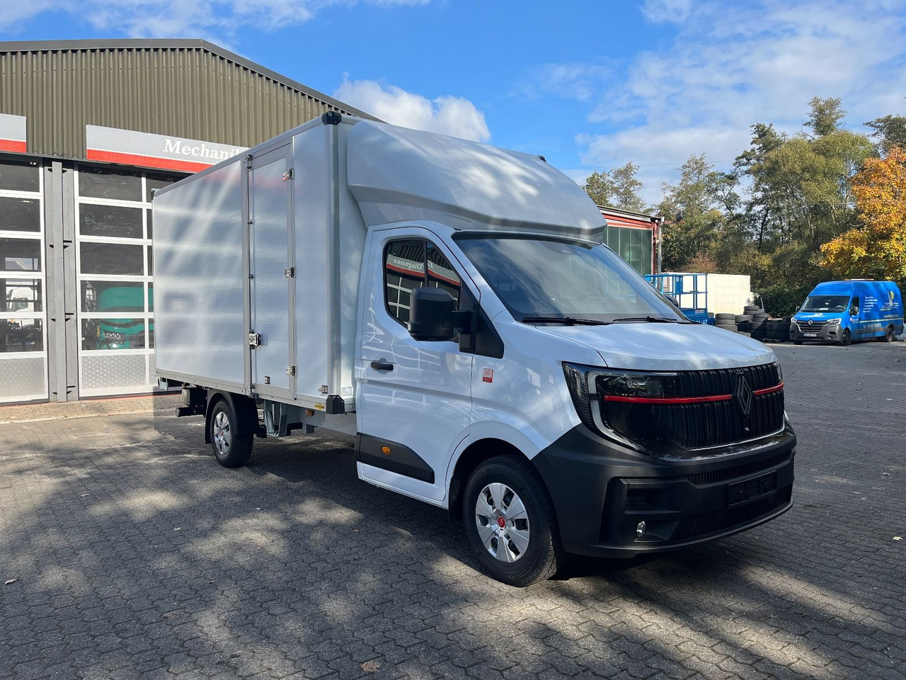 Renault MASTER MIT HUMBAUR KOFFERAUFBAU - Фургон з закритим кузовом: фото 2 Renault MASTER MIT HUMBAUR KOFFERAUFBAU - Фургон з закритим кузовом: фото 2