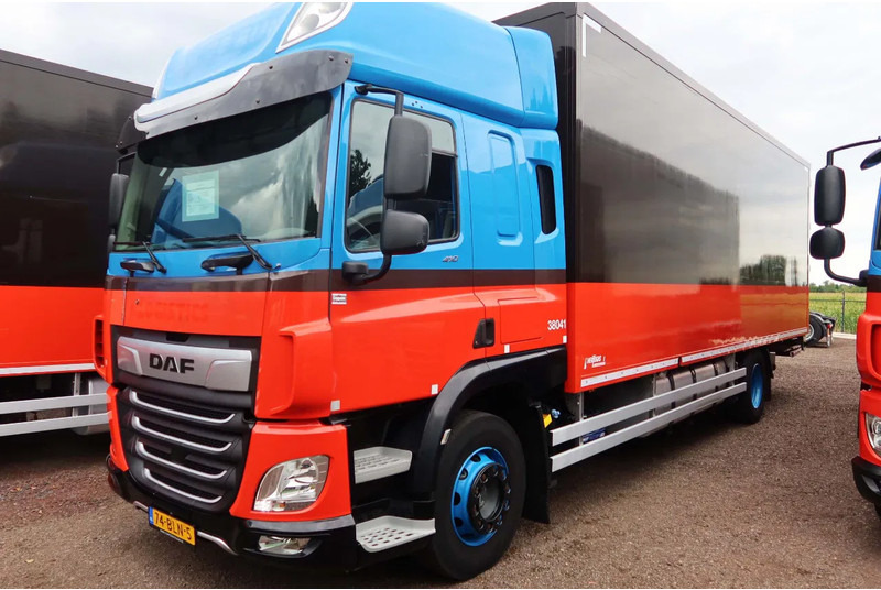 DAF CF 410 CF 410 - Вантажівка з закритим кузовом: фото 2 DAF CF 410 CF 410 - Вантажівка з закритим кузовом: фото 2