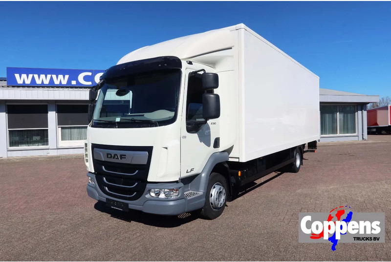 DAF LF 45 Gesloten bak + Dhollandia klep 1500 kg 4x2 - Вантажівка з закритим кузовом: фото 1 DAF LF 45 Gesloten bak + Dhollandia klep 1500 kg 4x2 - Вантажівка з закритим кузовом: фото 1