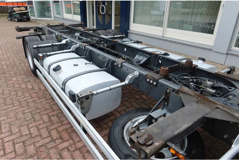 DAF XF 430 430 FA 4x2 BDF/Chassiscabine Wisselbare opbouw - Вантажівка шасі: фото 4 DAF XF 430 430 FA 4x2 BDF/Chassiscabine Wisselbare opbouw - Вантажівка шасі: фото 4