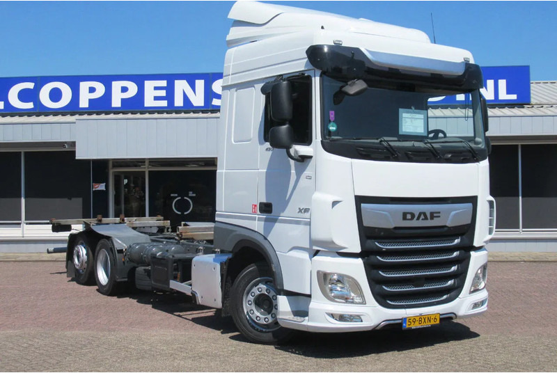 DAF XF 450 FAR BDF Systeem - Контейнеровоз/ Змінний кузов вантажівка: фото 2 DAF XF 450 FAR BDF Systeem - Контейнеровоз/ Змінний кузов вантажівка: фото 2