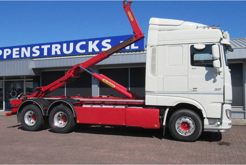 DAF XF 510 Fat 6x4 Euro 6 - Гаковий мультиліфт вантажівка: фото 2 DAF XF 510 Fat 6x4 Euro 6 - Гаковий мультиліфт вантажівка: фото 2