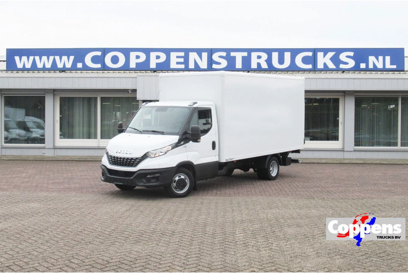 Iveco Daily 35C16 Bak+Klep Automaat Laadklep Airco Camera - Фургон з закритим кузовом: фото 1 Iveco Daily 35C16 Bak+Klep Automaat Laadklep Airco Camera - Фургон з закритим кузовом: фото 1