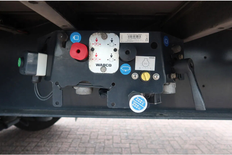 Kögel SN 24 Schuifzeil, Schuifdak, lift as, stuur-as, Rongen gaten + ice killer. - Тентований напівпричіп: фото 5 Kögel SN 24 Schuifzeil, Schuifdak, lift as, stuur-as, Rongen gaten + ice killer. - Тентований напівпричіп: фото 5