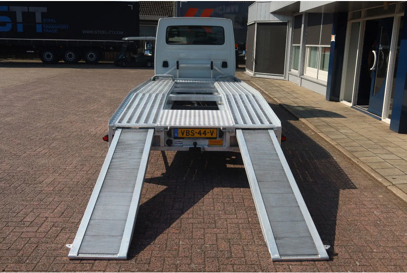 Iveco Daily 40 C 18 Luchtvering 3.0 L motor Tijhof Opbouw. Automaat - Комерційний автомобіль: фото 4 Iveco Daily 40 C 18 Luchtvering 3.0 L motor Tijhof Opbouw. Automaat - Комерційний автомобіль: фото 4