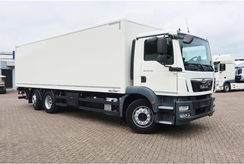 MAN 26.320 TGM Bak+Klep stuur lift as Bar klep 2.000 kg - Вантажівка з закритим кузовом: фото 2 MAN 26.320 TGM Bak+Klep stuur lift as Bar klep 2.000 kg - Вантажівка з закритим кузовом: фото 2