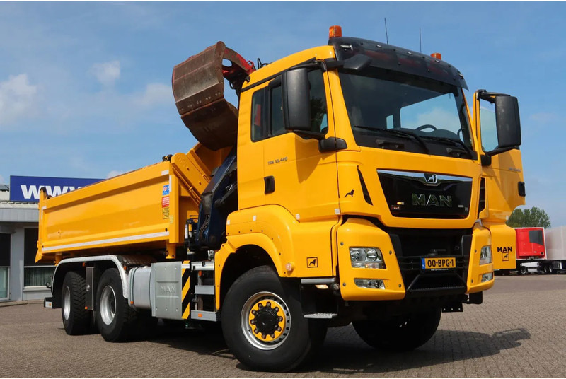 MAN TGS 33.420 2 Zijdige kipper + kraan 6x6 Stuur as - Вантажівка з маніпулятором: фото 2 MAN TGS 33.420 2 Zijdige kipper + kraan 6x6 Stuur as - Вантажівка з маніпулятором: фото 2