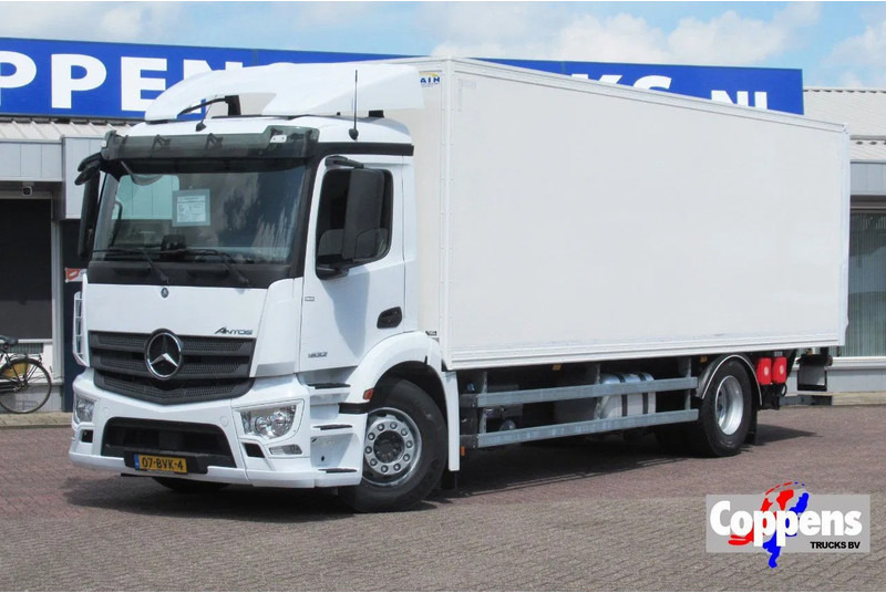Mercedes-Benz Actros 1832 1832 LL 4x2 - Вантажівка з закритим кузовом: фото 1 Mercedes-Benz Actros 1832 1832 LL 4x2 - Вантажівка з закритим кузовом: фото 1