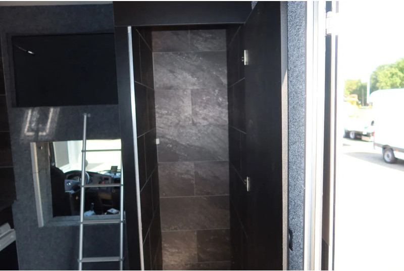 Коневоз Mercedes-Benz Atego 816 L 3 Paarden/4 Ponies Nieuwe APK + nieuwe accu.: фото 15