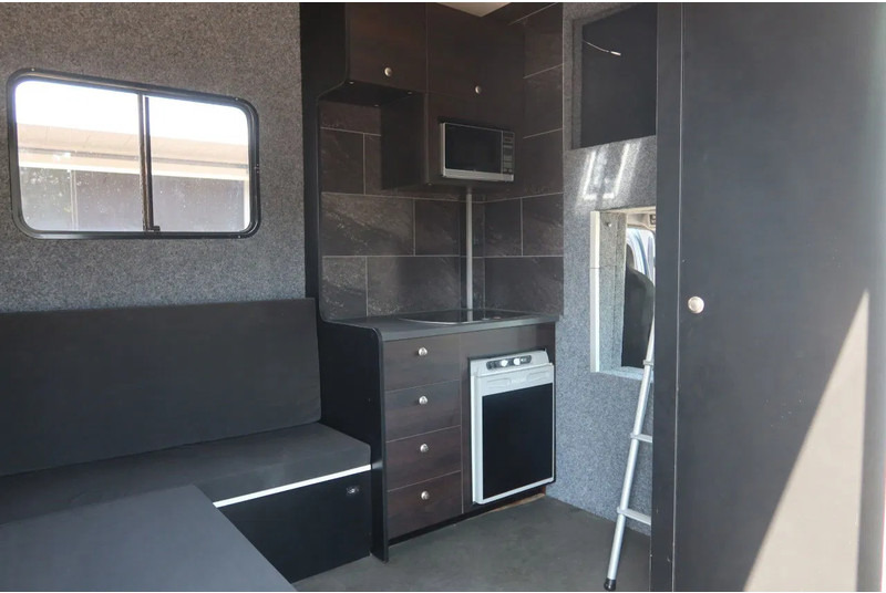 Mercedes-Benz Atego 816 L 3 Paarden/4 Ponies Nieuwe APK + nieuwe accu. - Коневоз: фото 4 Mercedes-Benz Atego 816 L 3 Paarden/4 Ponies Nieuwe APK + nieuwe accu. - Коневоз: фото 4