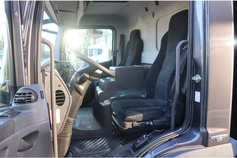 Mercedes-Benz Atego 818 L bak + klep grijs metallic € 14.650.- euro netto - Вантажівка з закритим кузовом: фото 5 Mercedes-Benz Atego 818 L bak + klep grijs metallic € 14.650.- euro netto - Вантажівка з закритим кузовом: фото 5