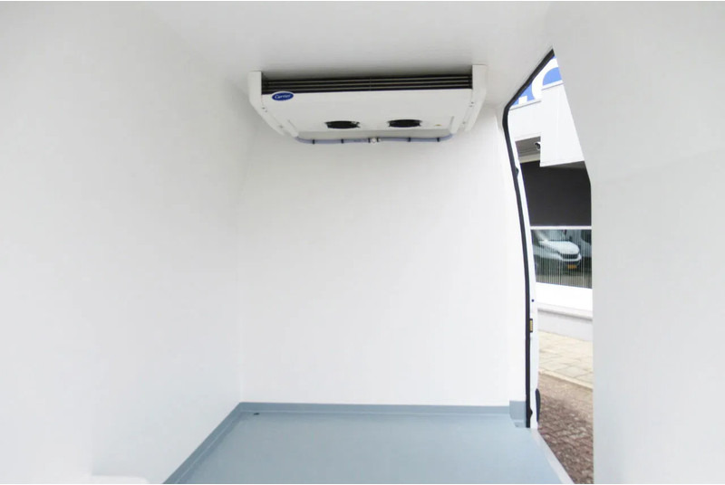 Mercedes-Benz Sprinter 317 CDI Koel / Vries/ verwarmen Carrier Xarios 350 + 220 volt nacht stekkerL2/H2 - Фургон-рефрижератор: фото 4 Mercedes-Benz Sprinter 317 CDI Koel / Vries/ verwarmen Carrier Xarios 350 + 220 volt nacht stekkerL2/H2 - Фургон-рефрижератор: фото 4