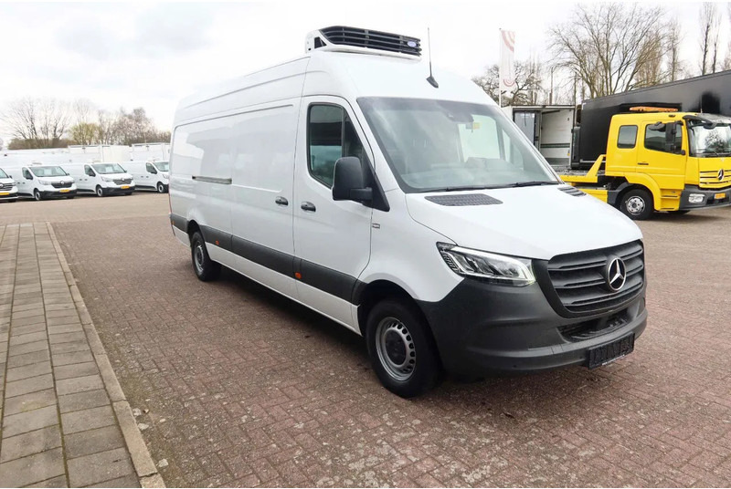 Mercedes-Benz Sprinter 317 CDI L3/H2 Multi temp, Verplaatsbare tussenwand - Фургон-рефрижератор: фото 2 Mercedes-Benz Sprinter 317 CDI L3/H2 Multi temp, Verplaatsbare tussenwand - Фургон-рефрижератор: фото 2
