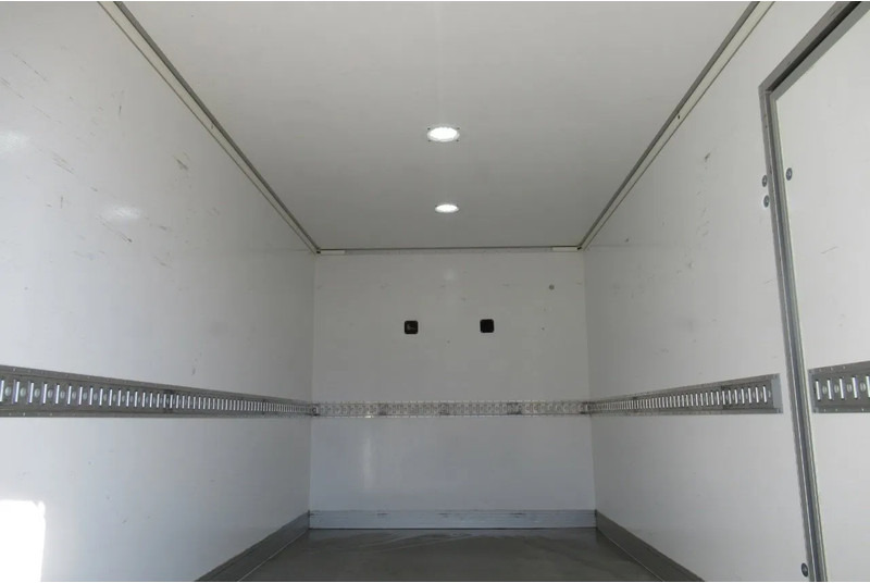 Renault Master Heating HEAVY DUTCH FLOWER TRUCK Euro 6 - Вантажівка з закритим кузовом: фото 4 Renault Master Heating HEAVY DUTCH FLOWER TRUCK Euro 6 - Вантажівка з закритим кузовом: фото 4