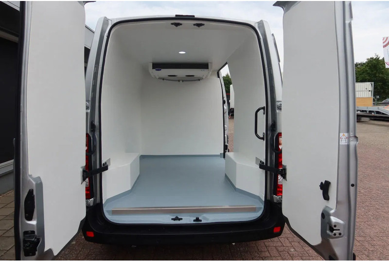 Renault Master Red Edition 150 PK Carrier Xarios 350 Koele/vriezen/verwarmen + nachtaansluiting 220 volt. - Фургон-рефрижератор: фото 3 Renault Master Red Edition 150 PK Carrier Xarios 350 Koele/vriezen/verwarmen + nachtaansluiting 220 volt. - Фургон-рефрижератор: фото 3