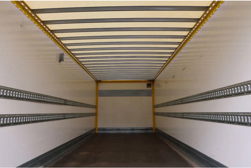 Scania P250 4x2 Bakwagen +Dhollandia klep 1500 kg E6 - Вантажівка з закритим кузовом: фото 4 Scania P250 4x2 Bakwagen +Dhollandia klep 1500 kg E6 - Вантажівка з закритим кузовом: фото 4