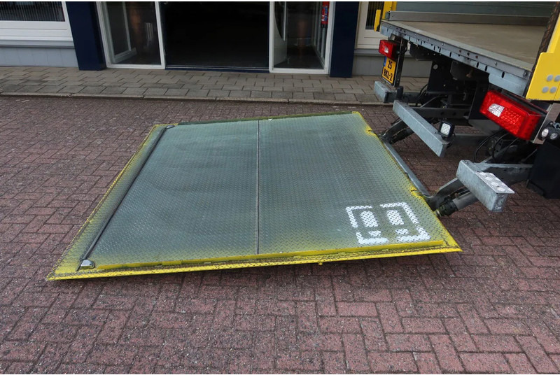 Scania P250 4x2 Bakwagen +Dhollandia klep 1500 kg E6 - Вантажівка з закритим кузовом: фото 3 Scania P250 4x2 Bakwagen +Dhollandia klep 1500 kg E6 - Вантажівка з закритим кузовом: фото 3