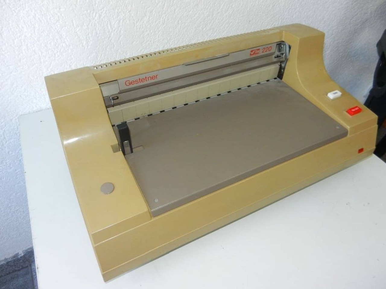 Gestetner 220 - Палітурна машина: фото 5 Gestetner 220 - Палітурна машина: фото 5