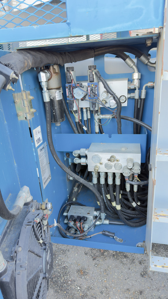 GENIE GS3390 - Телескопічний підйомник: фото 4 GENIE GS3390 - Телескопічний підйомник: фото 4