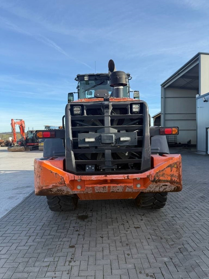 Hitachi ZW 180-6 - Колісний навантажувач: фото 4 Hitachi ZW 180-6 - Колісний навантажувач: фото 4