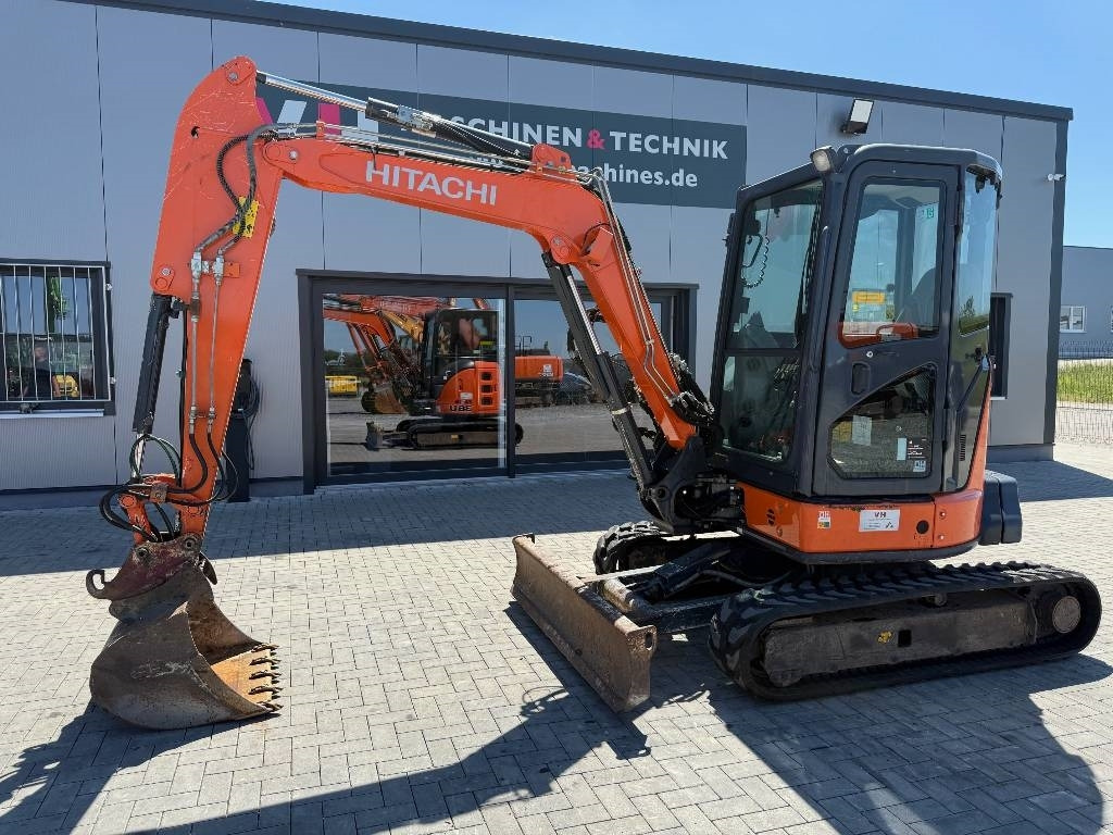 Hitachi ZX 38 U-5 A - Міні-екскаватор: фото 1 Hitachi ZX 38 U-5 A - Міні-екскаватор: фото 1