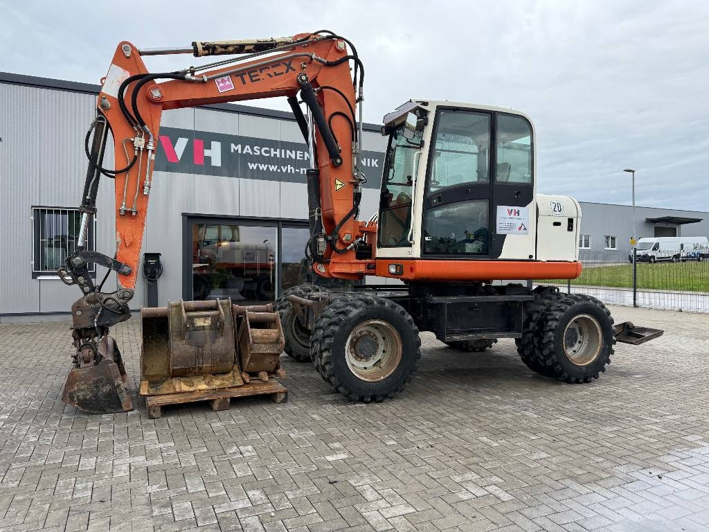 Terex TW 110 - Колісний екскаватор: фото 1 Terex TW 110 - Колісний екскаватор: фото 1