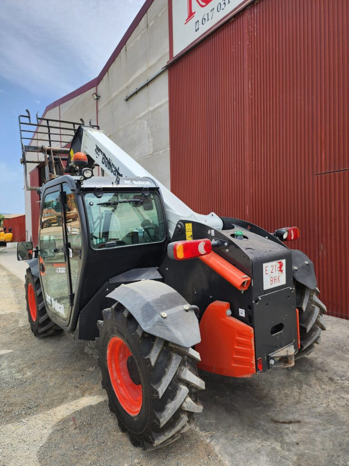 BOBCAT TL30.60DA - Навантажувач телескопічний: фото 3 BOBCAT TL30.60DA - Навантажувач телескопічний: фото 3