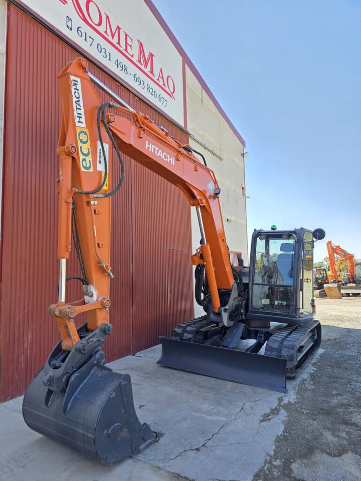HITACHI ZX85USB-6 - Міні-екскаватор: фото 2 HITACHI ZX85USB-6 - Міні-екскаватор: фото 2