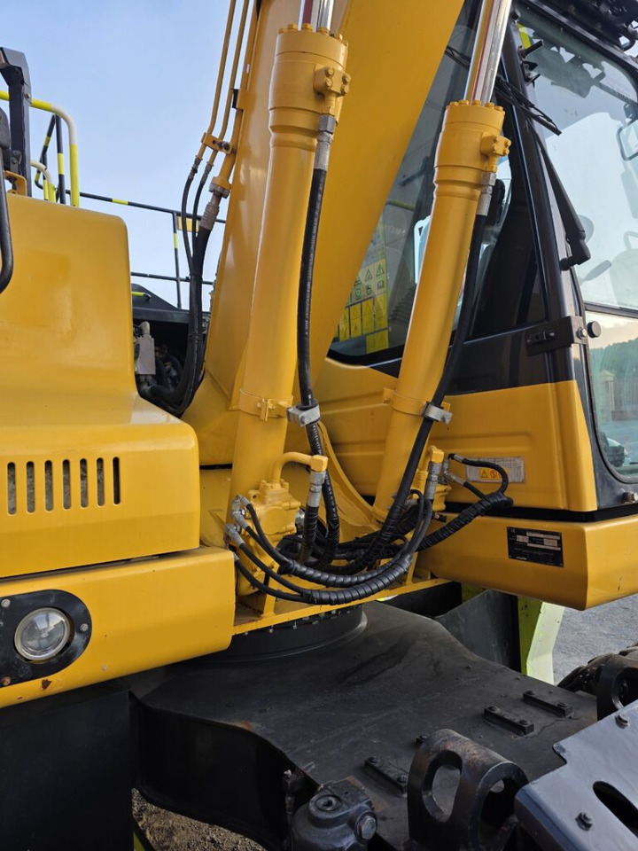 KOMATSU PW148-11 - Колісний екскаватор: фото 4 KOMATSU PW148-11 - Колісний екскаватор: фото 4