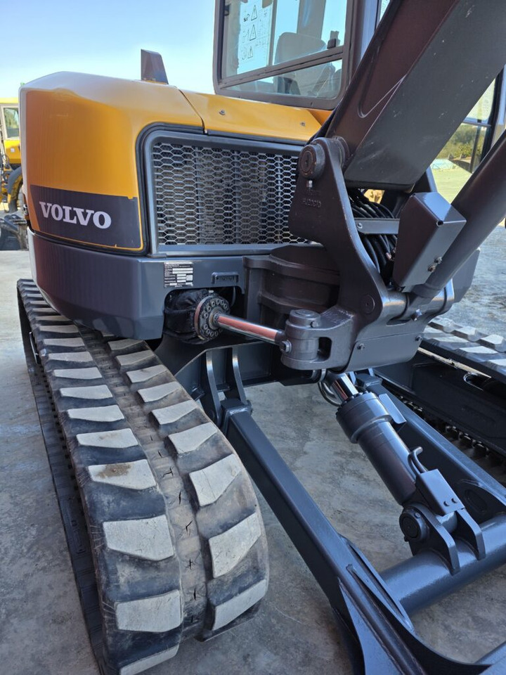 VOLVO ECR88D - Міні-екскаватор: фото 4 VOLVO ECR88D - Міні-екскаватор: фото 4