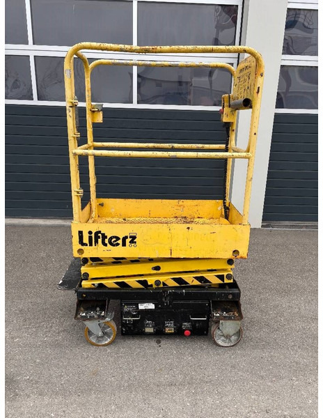 Boss 4,55m Arbeitsbühne Personenlift, BJ 2013 - Ножичний підйомник: фото 2 Boss 4,55m Arbeitsbühne Personenlift, BJ 2013 - Ножичний підйомник: фото 2