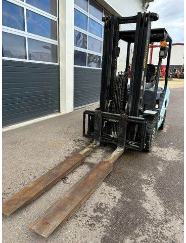 Hyster Yale UT35P Dieselstapler 2500kg, 4800mm, BJ 2019 - Дизельний навантажувач: фото 3 Hyster Yale UT35P Dieselstapler 2500kg, 4800mm, BJ 2019 - Дизельний навантажувач: фото 3