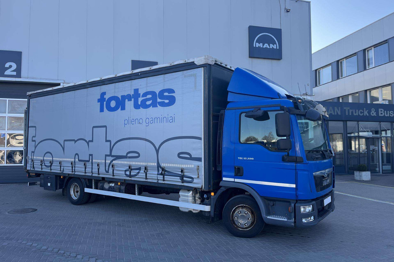 MAN TGL 12.220 4X2 BL su liftu (8493) - Тентована вантажівка: фото 4 MAN TGL 12.220 4X2 BL su liftu (8493) - Тентована вантажівка: фото 4