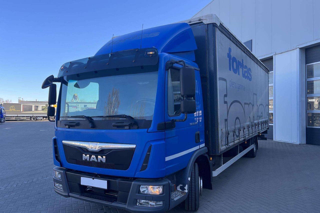MAN TGL 12.220 4X2 BL su liftu (8493) - Тентована вантажівка: фото 1 MAN TGL 12.220 4X2 BL su liftu (8493) - Тентована вантажівка: фото 1