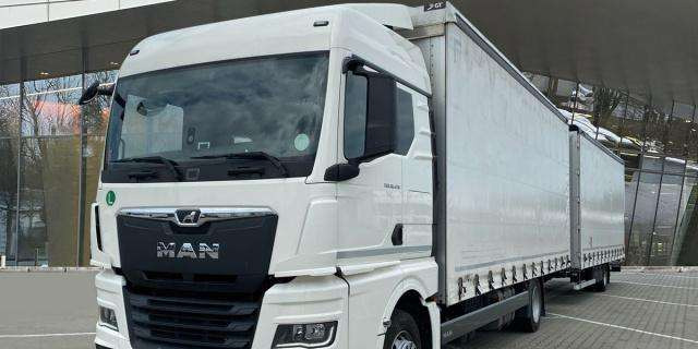MAN TGX18.470 4x2 LL Retarder (8830) - Тентована вантажівка: фото 1 MAN TGX18.470 4x2 LL Retarder (8830) - Тентована вантажівка: фото 1