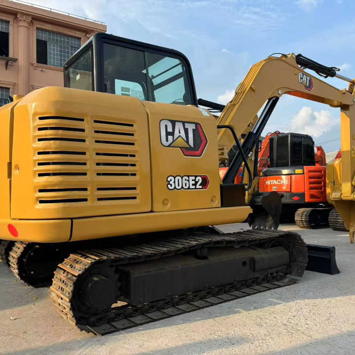 6 Ton Used Cat 305.5 306 307e 308 Crawler Excavator Mini Caterpillar 305.5 E2 for Sale China Cat305.5 Cat305.5e2 Low Price - Екскаватор: фото 1 6 Ton Used Cat 305.5 306 307e 308 Crawler Excavator Mini Caterpillar 305.5 E2 for Sale China Cat305.5 Cat305.5e2 Low Price - Екскаватор: фото 1